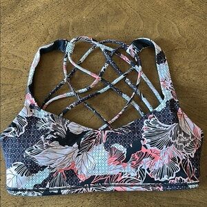 Lululemon 🍋Sports Bra